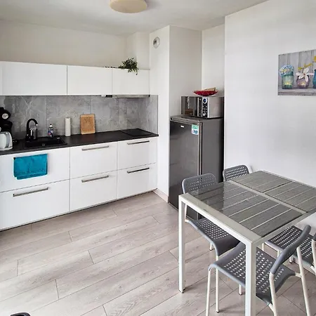 Apartmán 1 Bedroom Awesome In